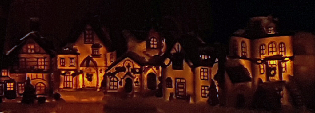 Symbolbild beleuchtete Miniaturgebäude
